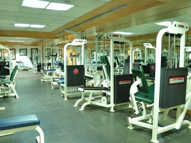 Royal Pedregal Hotel Mexico City Exterior photo A typical gym