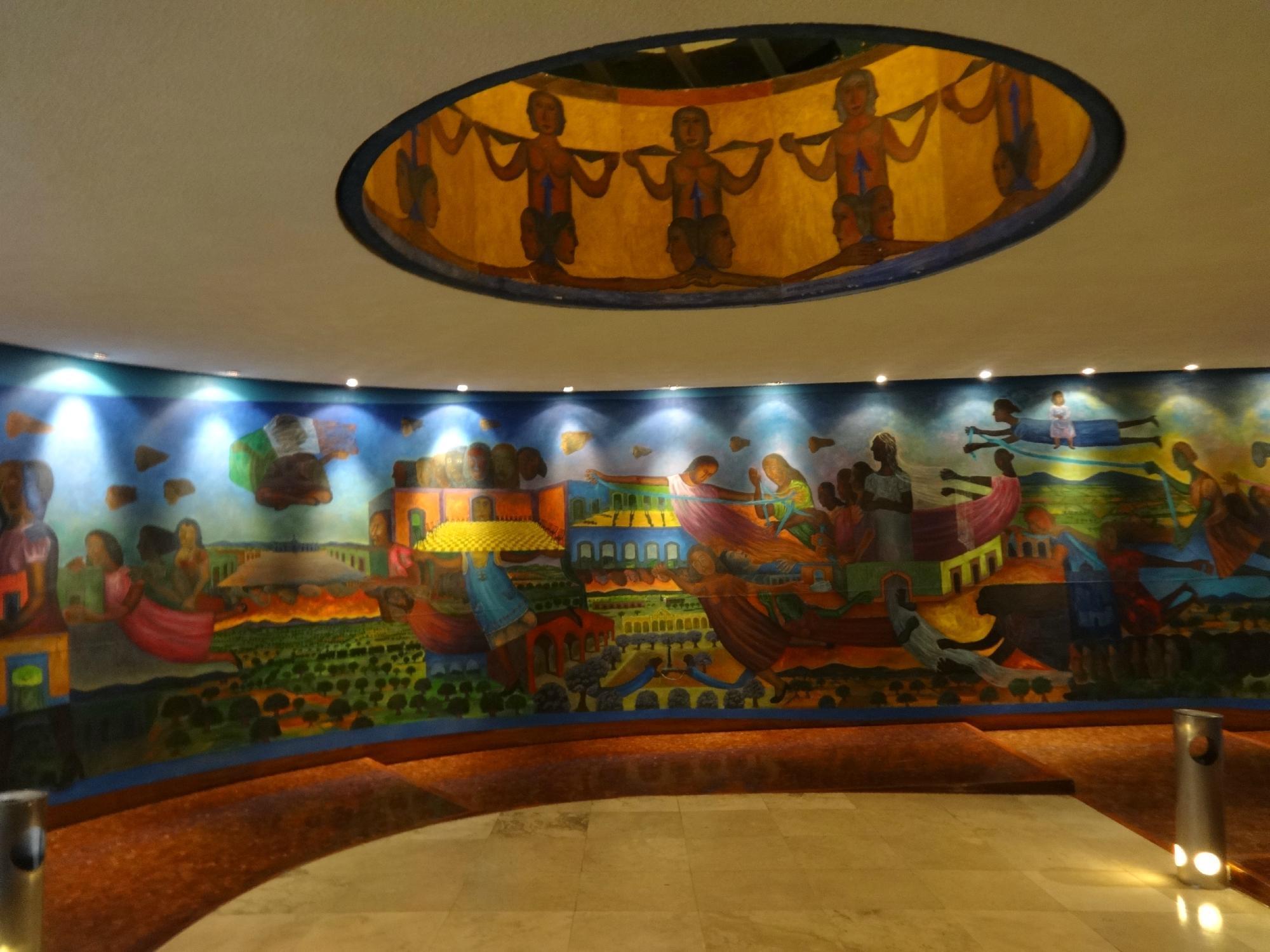 Royal Pedregal Hotel Mexico City Exterior photo The mural at the entrance of the hotel